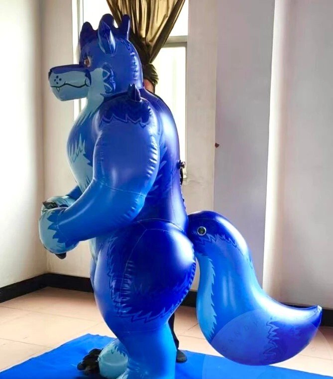 Inflatable Werewolf Suit - Image 4